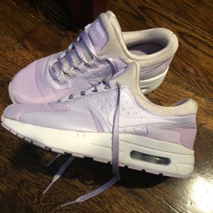 Nike Air Max Zero Purple. size 2Y